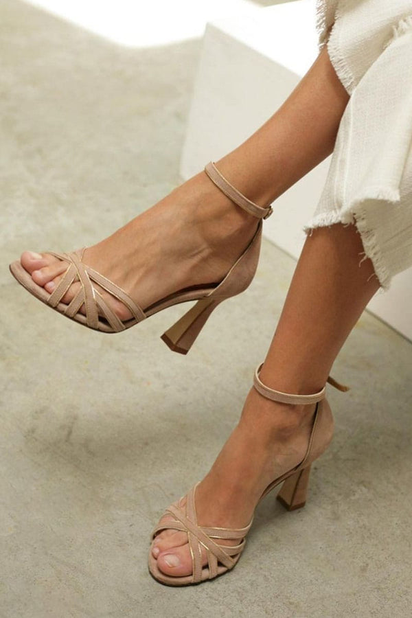 Vaerisse | Crosslight Heels