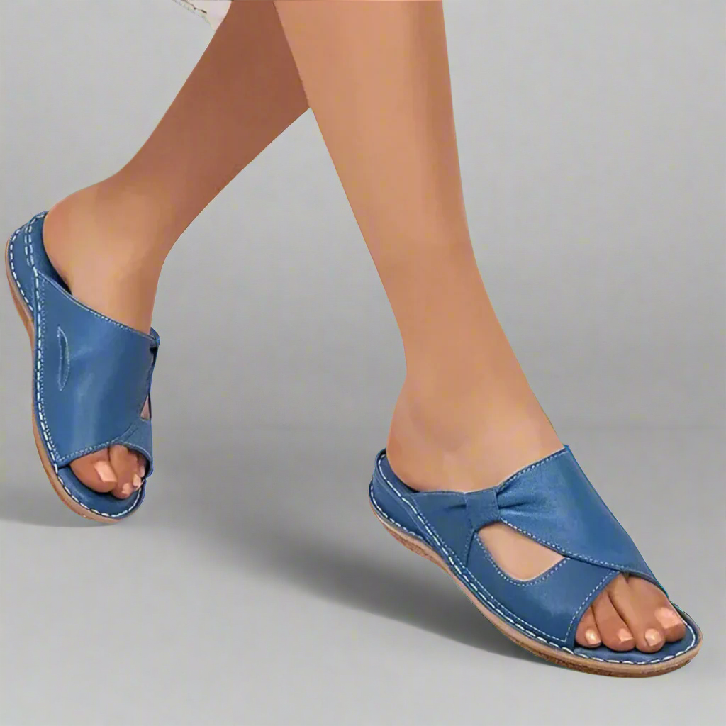 Blue / 8