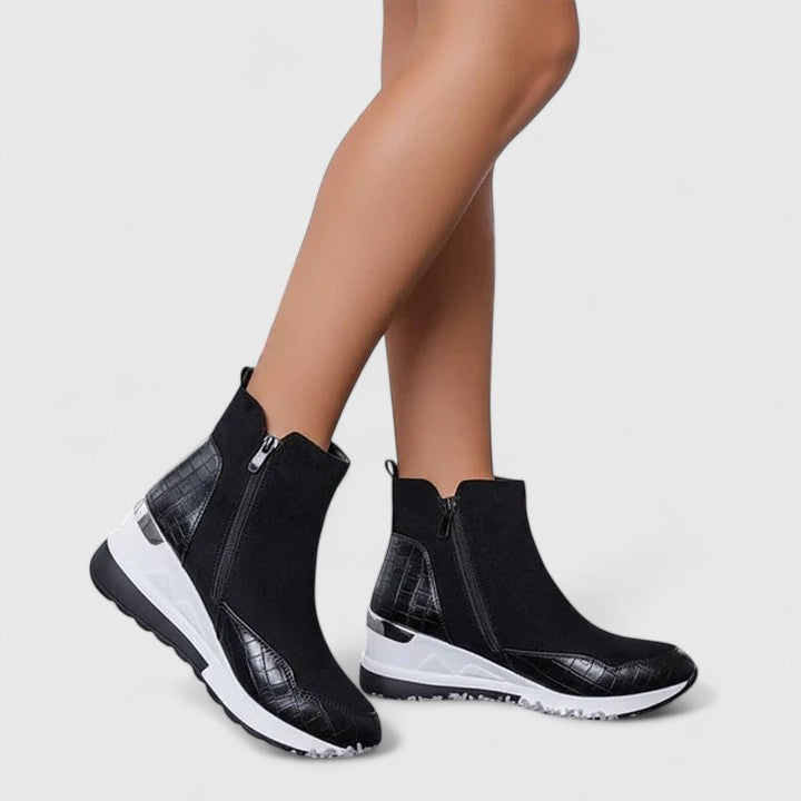 Black / 12 US | 43 EU