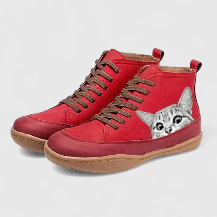 Red / 12 US | 43 EU