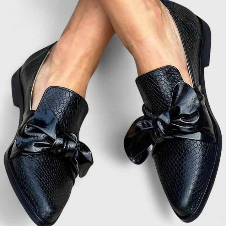 Black / 12 US | 43 EU