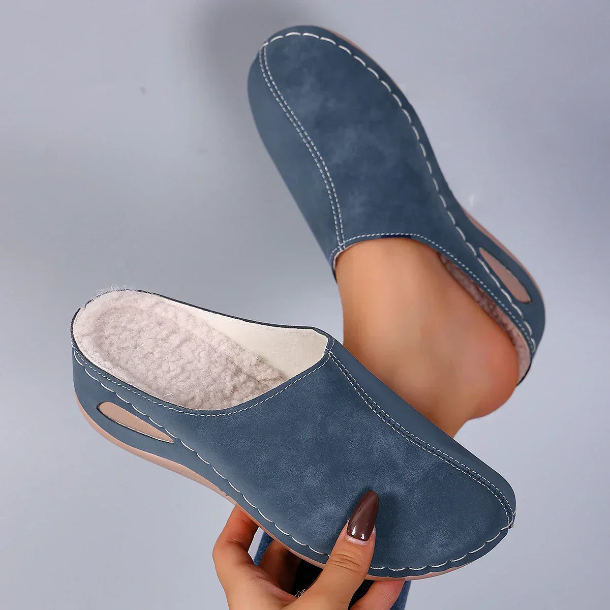Blue / 11 US | 42 EU