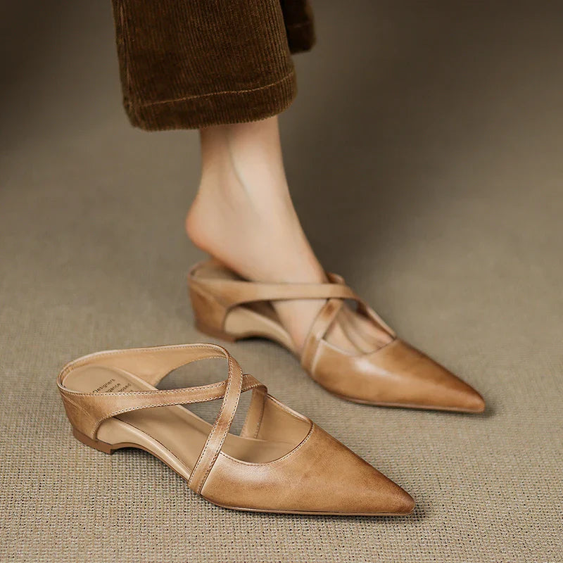 Apricot / 12 US | 43 EU