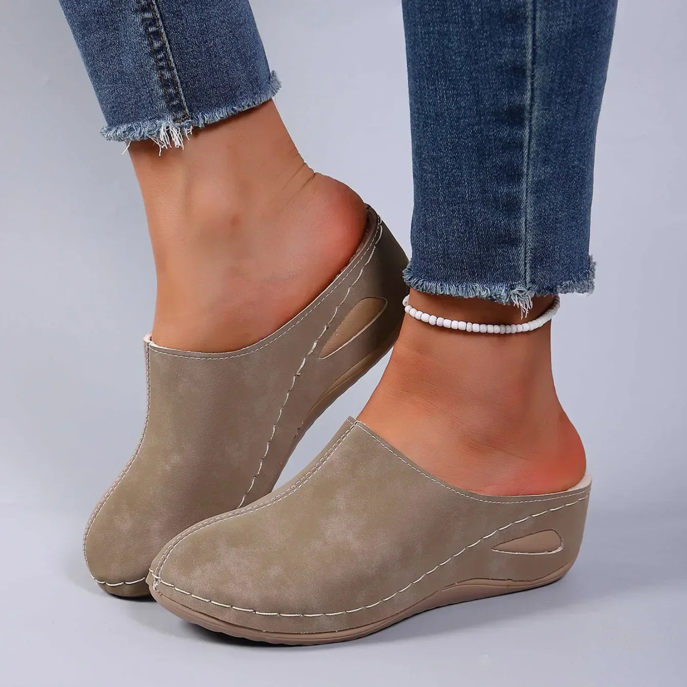 Brown / 11 US | 42 EU