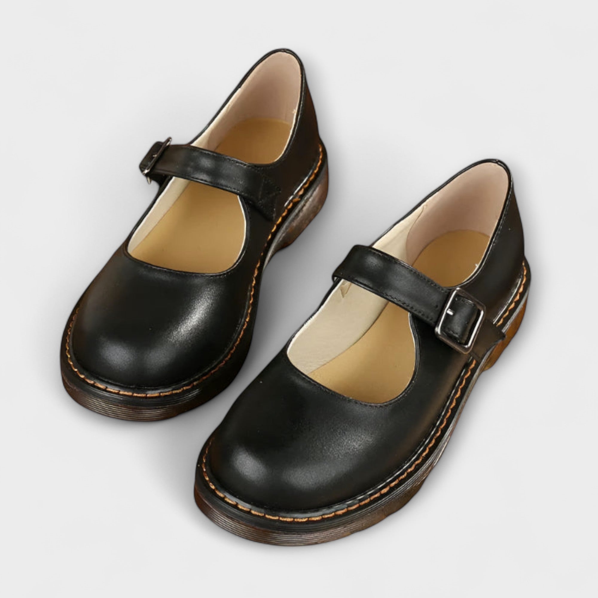 Black / 11 US | 42 EU