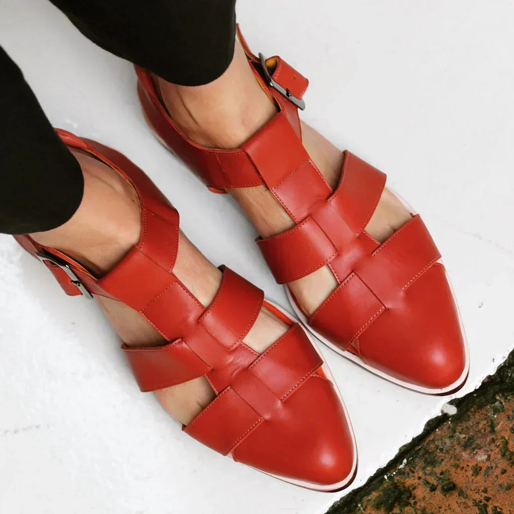 Red / 8