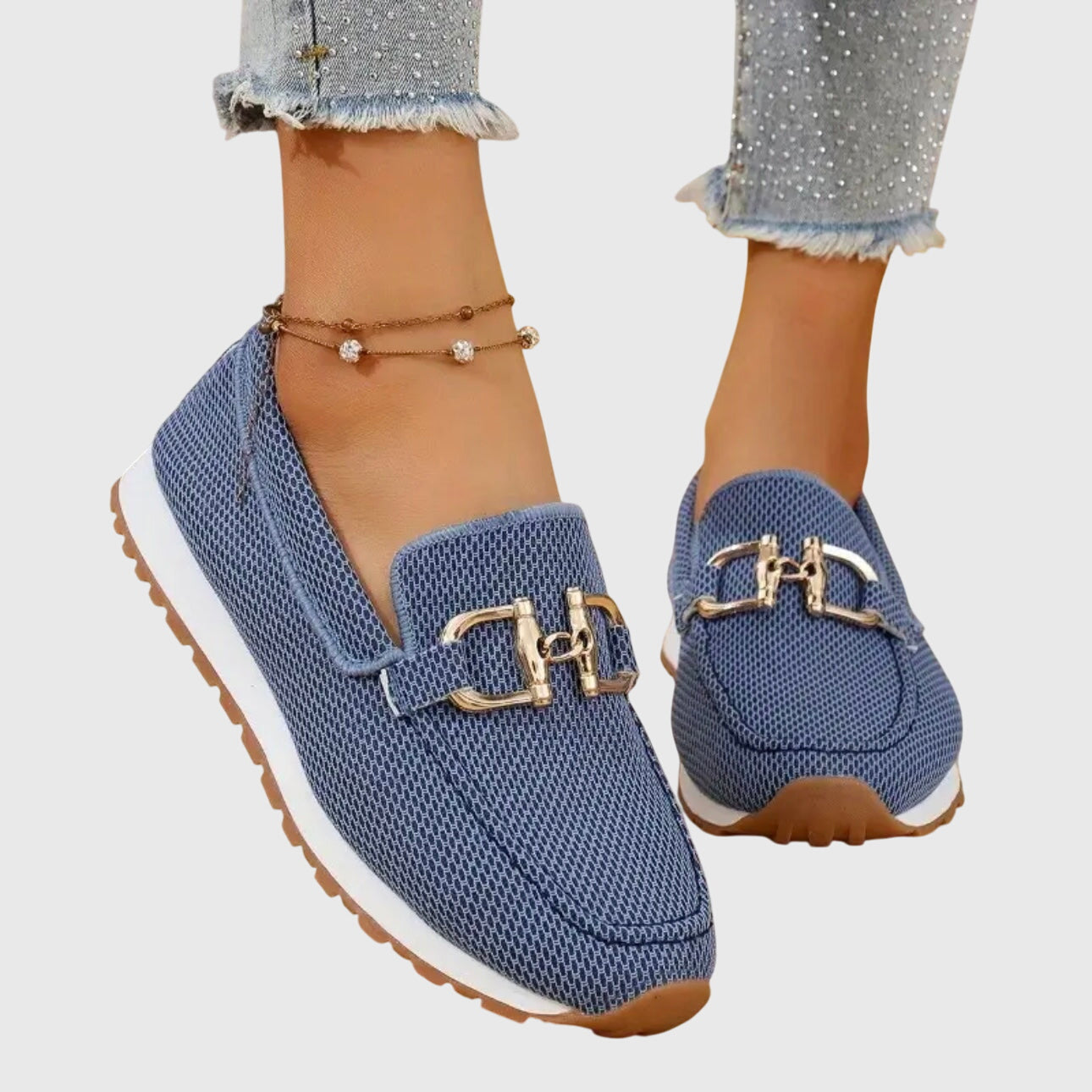 11 US | 42 EU / Blue