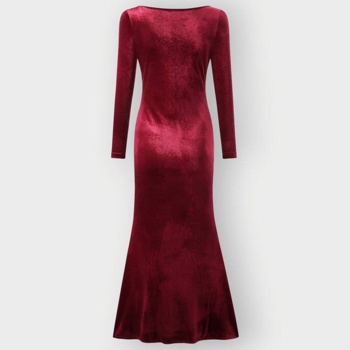 Kryenna | Luxe Evening Silhouette Velvet Gown