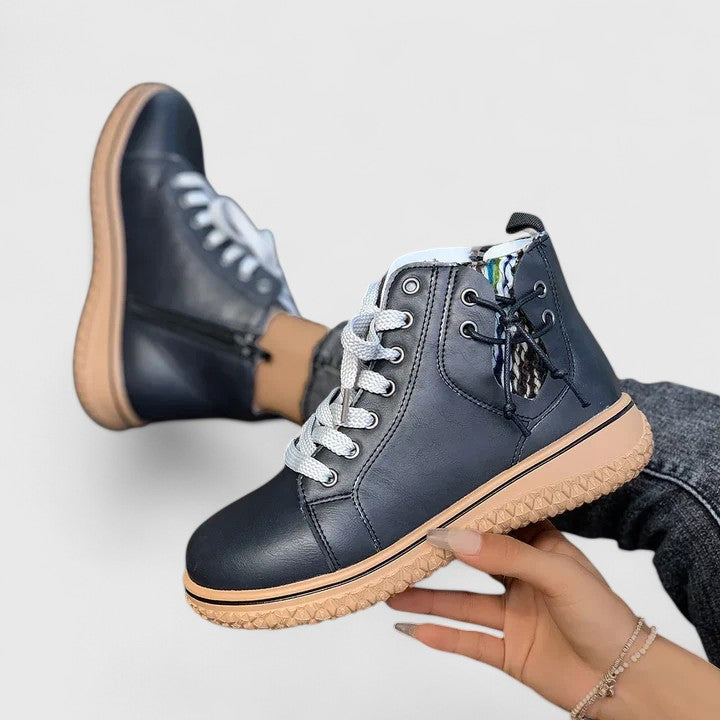 Black / 12 US | 43 EU